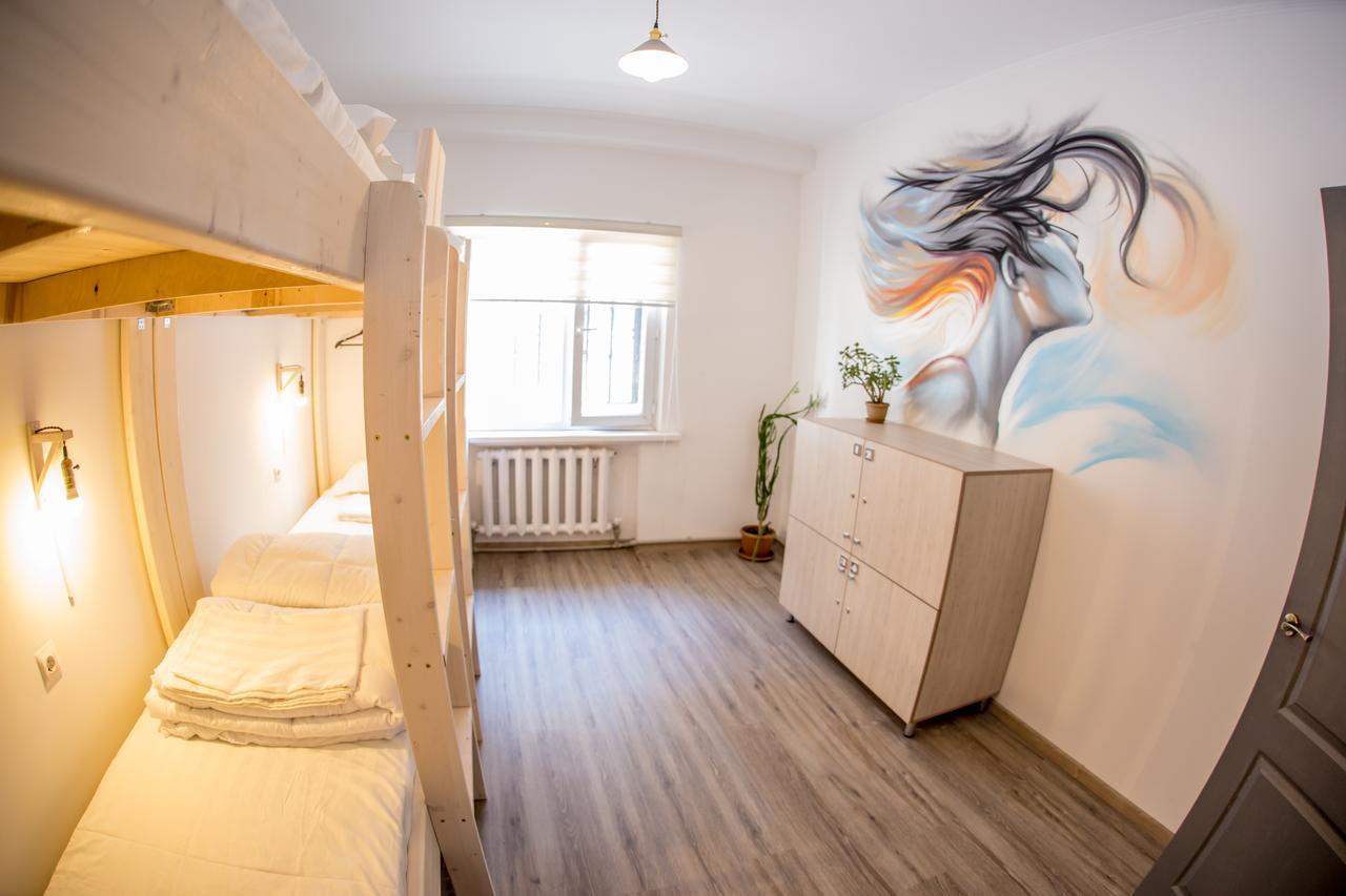 West Point Soul Hostel Alma-Ata Buitenkant foto